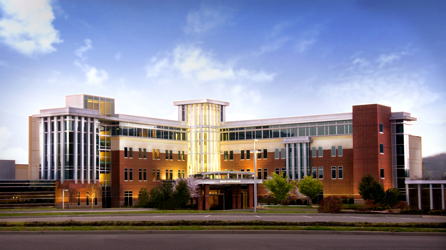 Exterior view of TriStar StoneCrest Medical Center