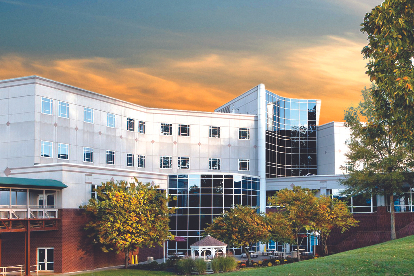 Exterior view of TriStar NorthCrest Medical Center