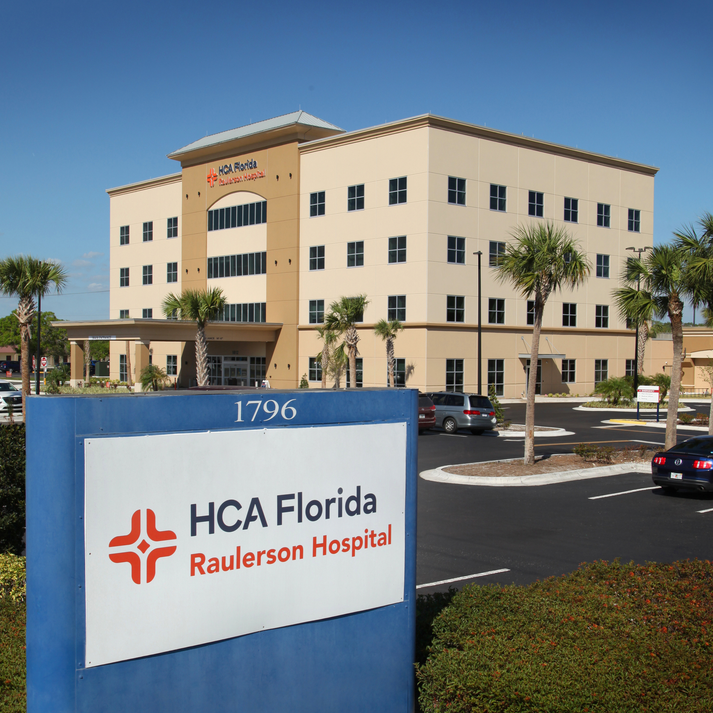 Raulerson Hospital Exterior front