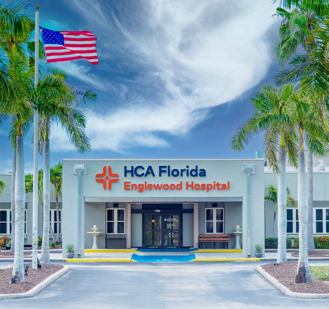 HCA Florida Englewood Hospital exterior front daytime photo