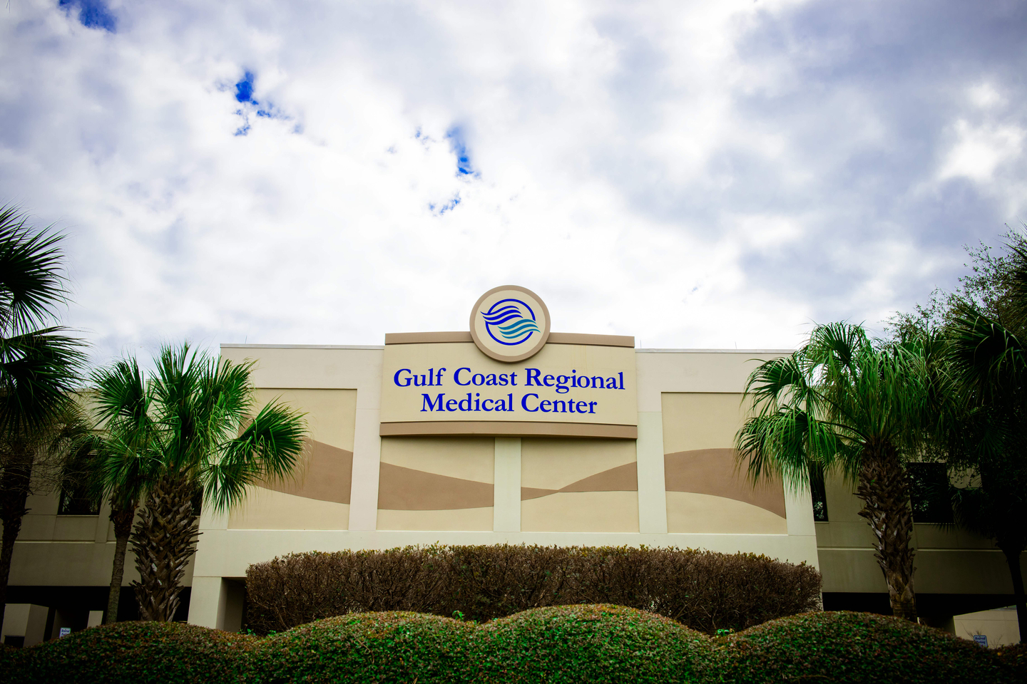 Exterior views of HCA Florida Gulf Coast Hospital